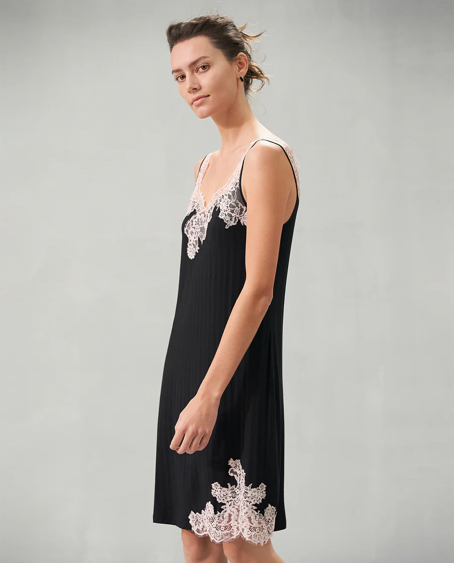 Aimer Lace Wide Shoulder Short Nightgown - Image 4