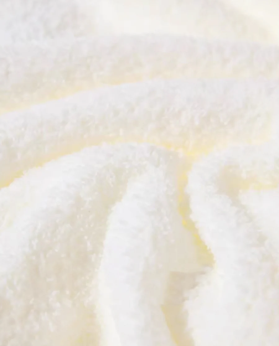 Aimer Long-Sleeve Classic Pajama Set - Image 12