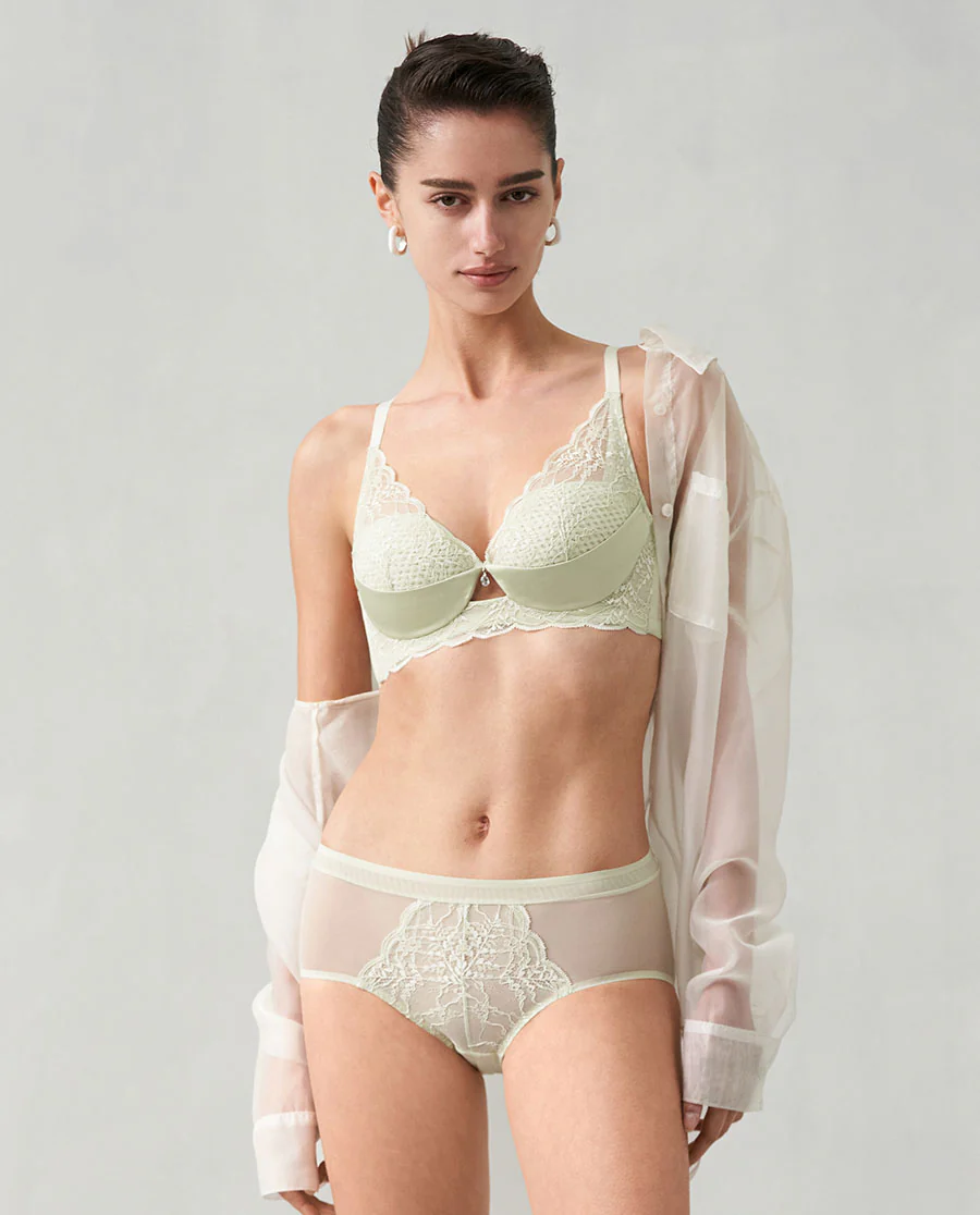 Aimer Mid-rise Lace Boyshorts - Image 3