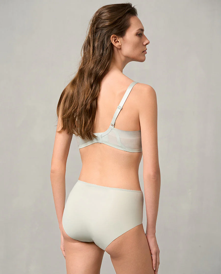 Aimer Mid-rise Mesh Boyshorts - Image 5