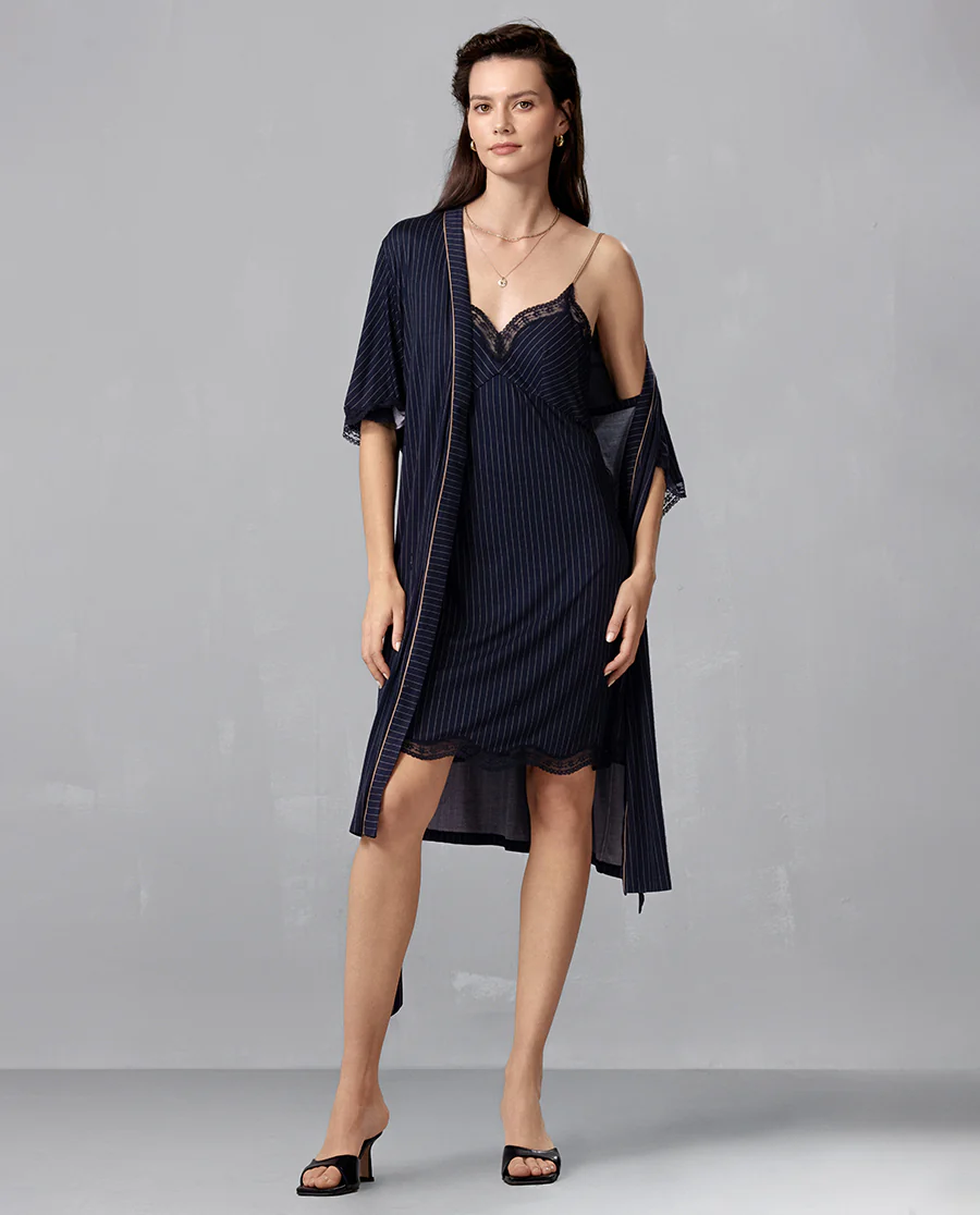 Aimer Short-sleeve Robe - Image 3